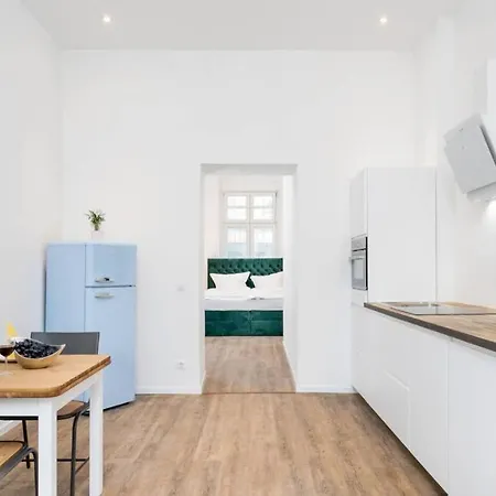 Tiny Freedo * Berlim